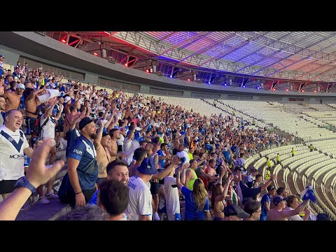 "La Pandilla de Liniers - Fortaleza vs Velez - Ida octavos de final Libertadores 2025" Barra: La Pandilla de Liniers &bull; Club: Vélez Sarsfield