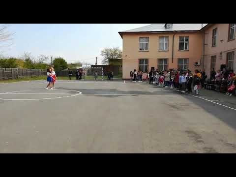 AMBASADA CUBEI ÎN VIZITĂ LA ŞCOALA "GH.MANU" BUDEŞTI  19 APRILIE 2019 QKFD8924