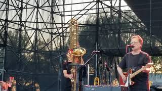 Violent Femmes LIVE - Gimme the Car (extended)