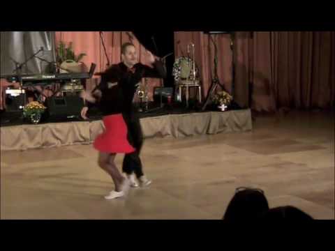 2009 ILHC - Lindy Hop Showcase: Oskar Markusson & Mikaela Hellsten