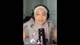 Download lagu HARUSKAH BERAKHIR (RIDHO RHOMA) - SELFI YAMMA (COVER) #selfiyamma #ridhoroma #live #tiktok #fyp mp3