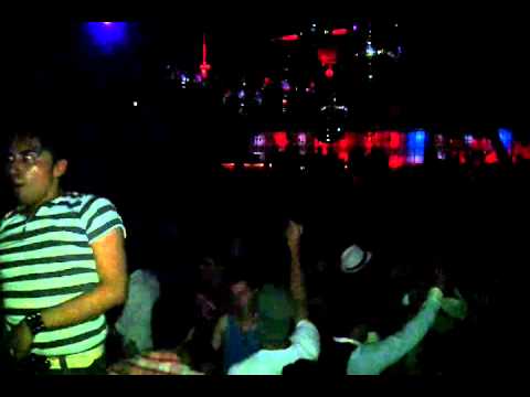 Dj Milton Mora @ Oxy Antro (Cuernavaca) 2k11 Parte 2