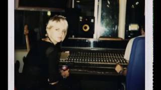 Elastica - Human (Donna&#39;s 4 trk home demo)