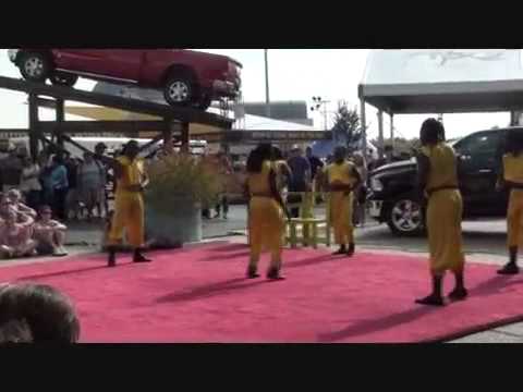 Simba Wa Nyiks Acrobats