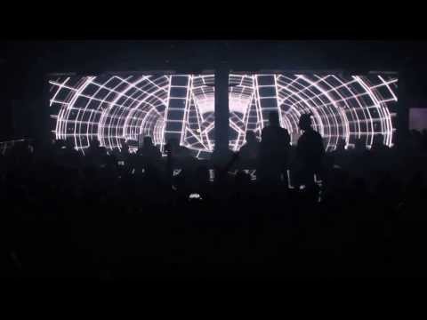 Mia 30 nov. 2013 Tommy Vee Mauro Ferrucci on www.GlamourNews.it