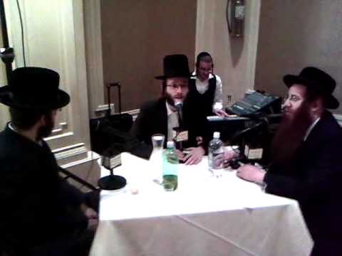 Menachem Moskowitz singing with Yedidim choir, Moty Miller on keyboard.