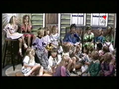 29106 I love L.O.V.E (deel 1) - Edam-Volendam 2005 - lokale omroep LOVE TV