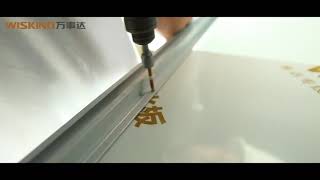 How to install cleanroom ceiling panels