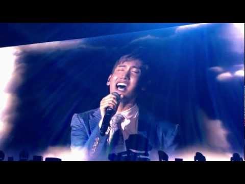 120922 Changmin & Kyuhyun - Just The Way You Are (SMTown Live World Tour III in Jakarta)