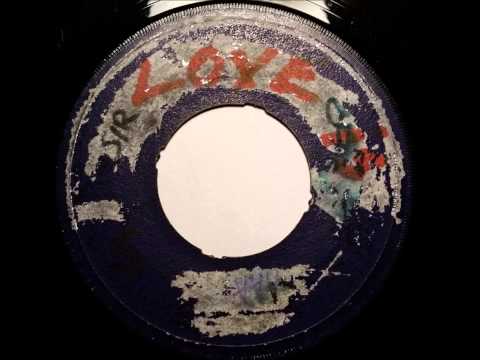 Lloyd Clarke Love Is Strange - Beat Beat