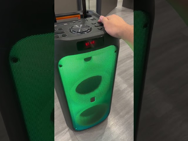 Vídeo relacionado con JYX Karaoke con 2 micrófonos, Altavoz Karaoke Bluetooth y Luces de DJ para Adultos y niños, PA Sistema con micrófono Karaoke Profesional portátil para Fiestas en casa, al Aire Libre