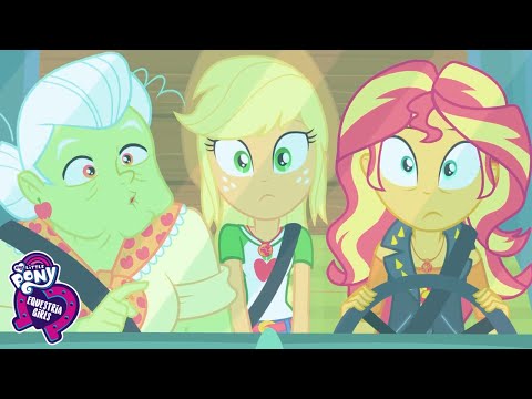 Sunset Shimmer Learns to Drive! 🚗 | My Little Pony: Equestria Girls