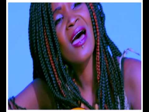 Founè Bella clip bi mogoya