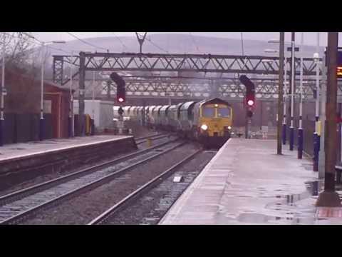 66604 on stone train @ Guide Bridge with tones & thrash on 27/1/12 - HD