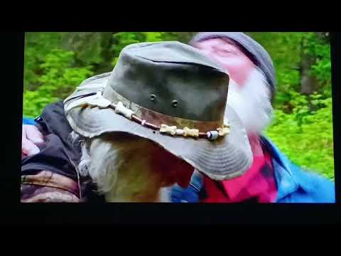 Alaska Monsters - Face Sucks in Air for a Funny Voice 