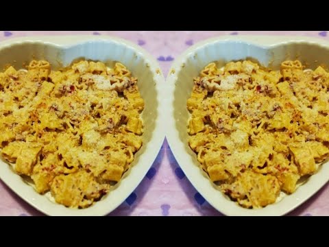 # Pasta al PESTO ROSSO Pomodori Secchi... #PESTO#PRIMO con cuori S.VAlENTINO#Pasta degli Innamorati