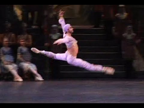Bolshoi Bayadere - Solor Variation - Tsiskaridze