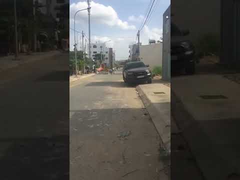 Lô đất mặt tiền Tỉnh Lộ 10 giáp Bình Chánh giá 1,64 tỷ