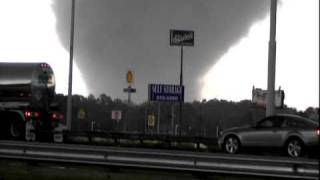preview picture of video 'Tuscaloosa Tornado (Complete 13:37 Video) - 4/27/11'