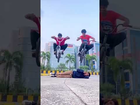 yusuf bmx and irfan bmx cycle stunt tik tok video | #shorts #bmx #trending #youtubeshorts #cycle