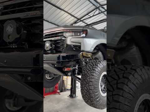 Check out the suspension travel on this Dirt King equipped Silverado ZR2 #silverado #prerunner