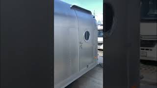 Remorque alimentaire Airstream Airstream, IMBISS, Catering Trailer, In Stock à vendre - Image 4 | Autoline CG Remorque alimentaire Airstream Airstream, IMBISS, Catering Trailer, In Stock neuve | Image 4 - Autoline