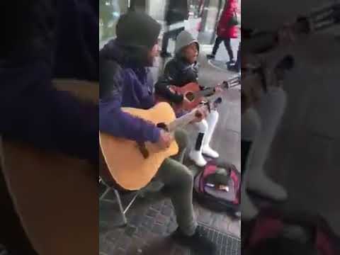 Naker Mange lac otec s synom