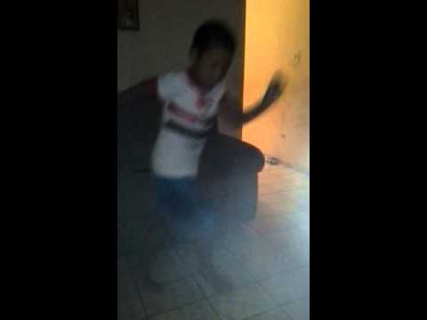 Jean dançando mc delano que grave é esse