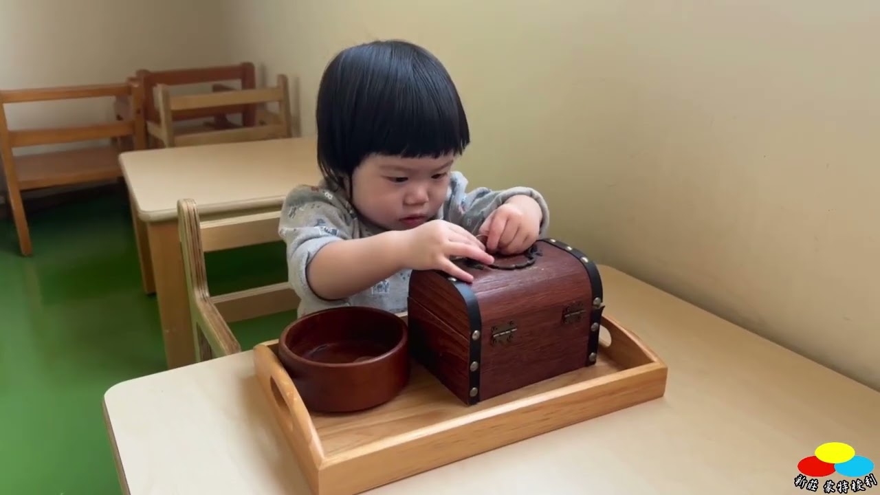 baby班-爬行、操作與專心