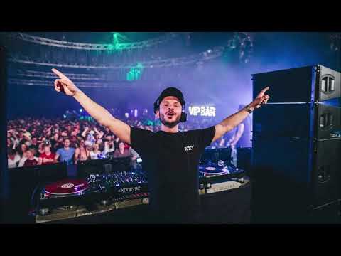 Andy C on 3 Decks - Fearless, Skibadee & Fun @ One Nation - Brixton Academy - 13.11.2004