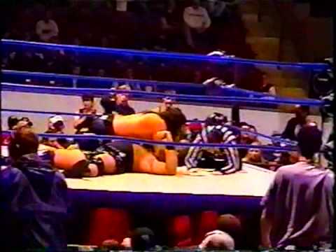 Kingman vs Chi Chi Cruz (NOT FULL MATCH) - RAW - May 7th 2001