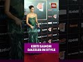 Kritisanon S Glamorous Entry At Filmfareawards 2025 Redcarpet Moments Bollywood Celebrity