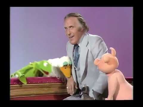 The Muppet Show - 113: Bruce Forsyth - Talk Spot (1976)