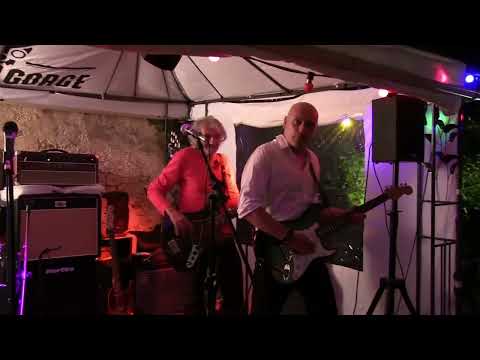 ''WALKING BY MYSELF''  GARY MOORE CLASSIC -MATTHEW COLTHUP'S OVERDRIVE TONE ''THE CUTS'' CONCERT