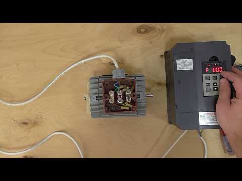 Дешевый частотный преобразователь 1500 ватт ZW-AT1 220в выход 3 фазы