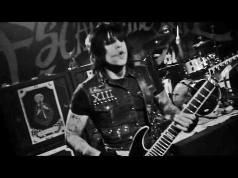 Escape The Fate - Les Enfants Terribles (The Terrible Children) Official Video