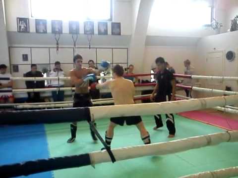 Thaiboxning / Thaiboxing Patrik Lundström