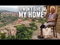 The Last People Who Refuse To Leave A Ghost Town Abandoned Italy