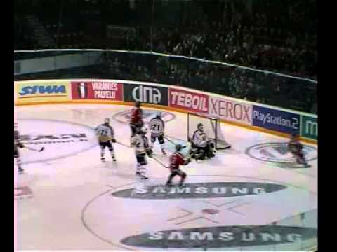 HIFK - Ilves - Marek Zidlicky kahvittaa Ilves puolustuksen (20.1.2005)