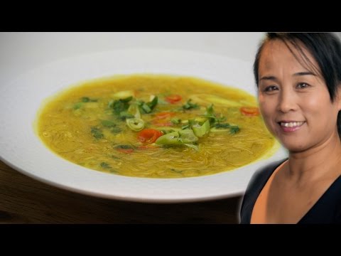 Singapore Spicy Noodle Soup (Singapore Recipe) Chinese Style Cooking Video