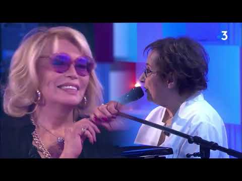 MARIE PAULE BELLE invitée par AMANDA LEAR dans Vivement Dimanche