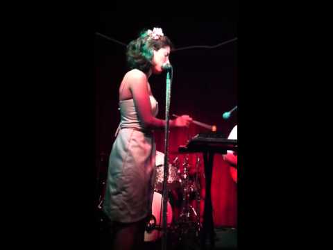 Efrat Gosh sings Brel  @Binyamina (sample)