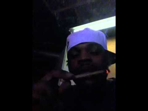 Young Luchi - On dem paper planes