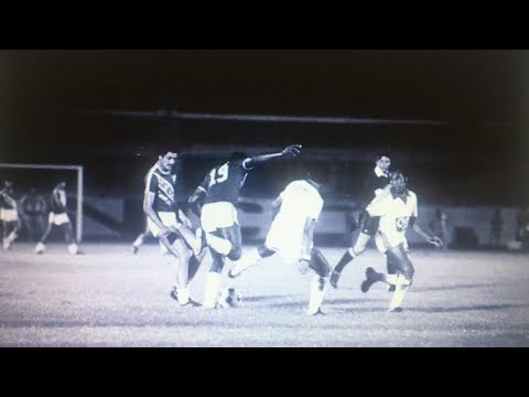 Emelec 3 x 3 Nueve de Octubre - (Gol de Quiñonez 19 Abril 1981)