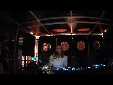 TESTFM @ поле w/ Alexandra Arkhipova