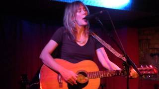 Beth Orton 'Blood Red River' [HD] solo live 2012 Cologne