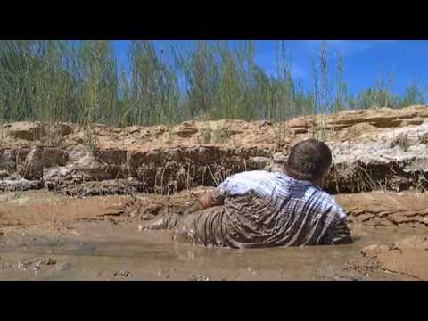 094b-More Sloppy Clay Mud Play, More Covered