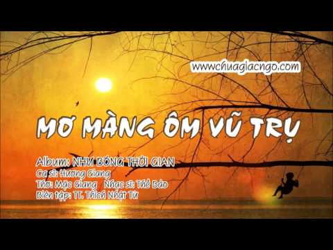 Mơ màng ôm vũ trụ