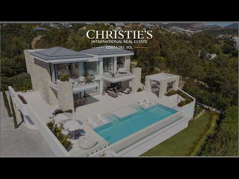 Magnificent villa with panoramic views in La Quinta in a gated and private community, La Quinta, Benahavis