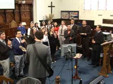 Betel Dublin,.Biserica Penticostala (astazi cant voios). El e fantana